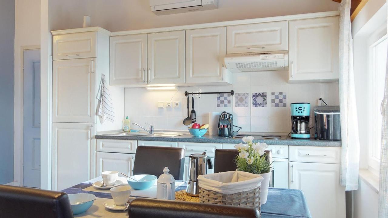 Lora Deluxe Superior 5 Star Apartment, Your Piece Of Heaven By The Sea & Park With Sea & Park View Новиград Экстерьер фото