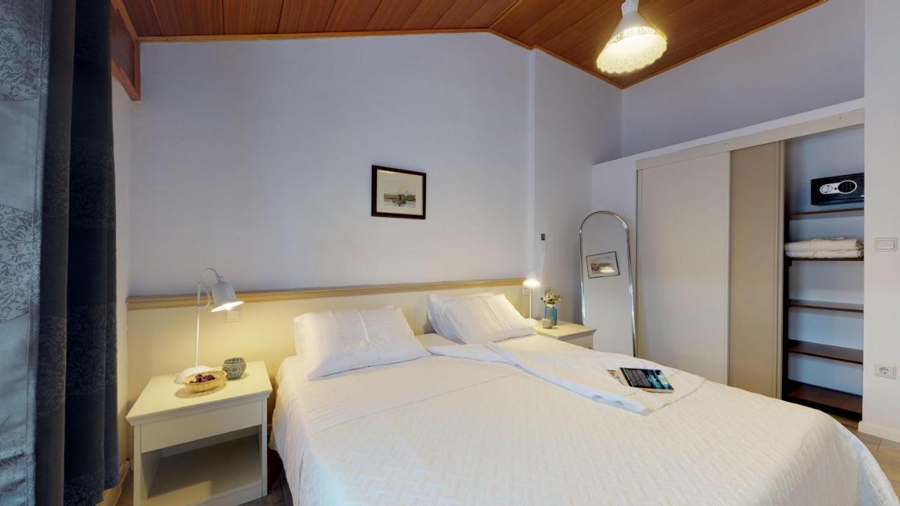 Lora Deluxe Superior 5 Star Apartment, Your Piece Of Heaven By The Sea & Park With Sea & Park View Новиград Экстерьер фото