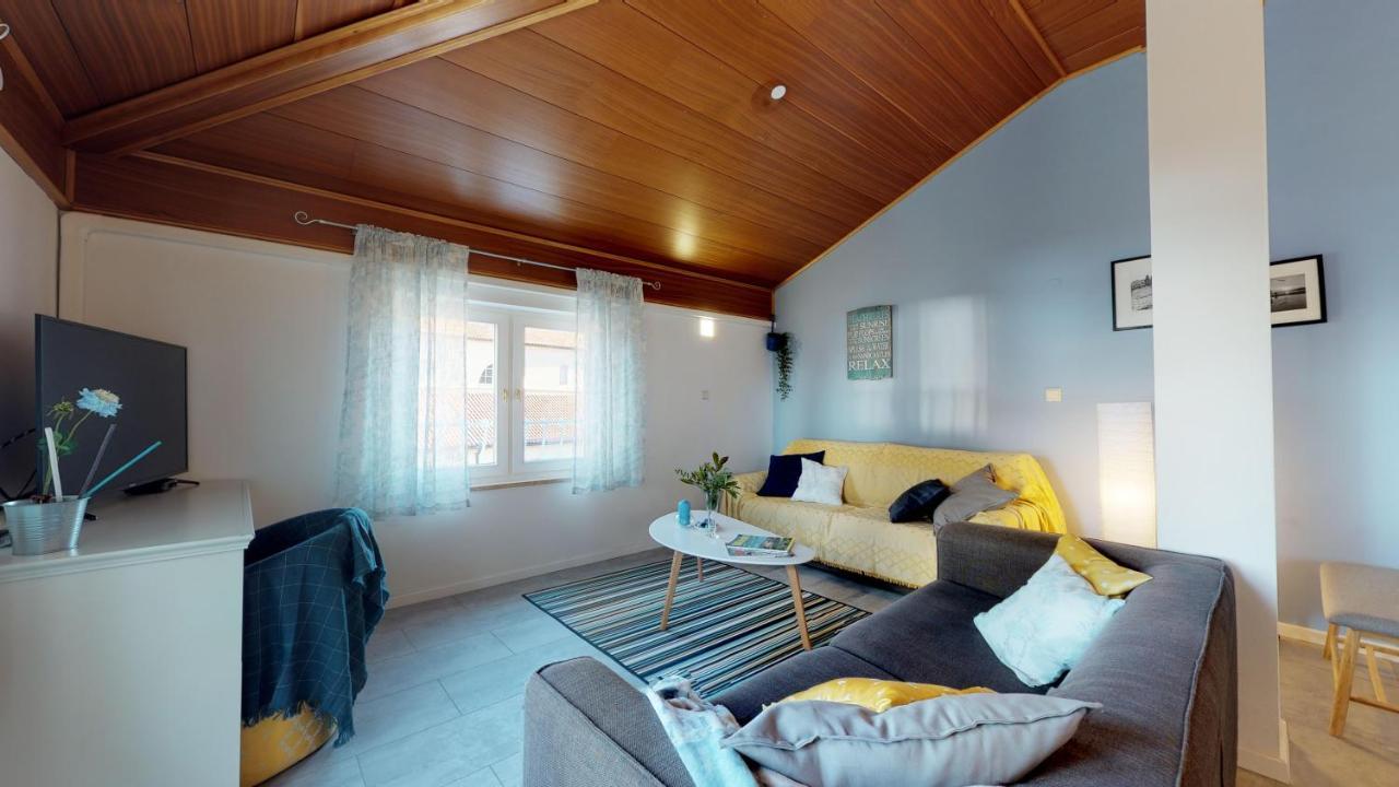 Lora Deluxe Superior 5 Star Apartment, Your Piece Of Heaven By The Sea & Park With Sea & Park View Новиград Экстерьер фото