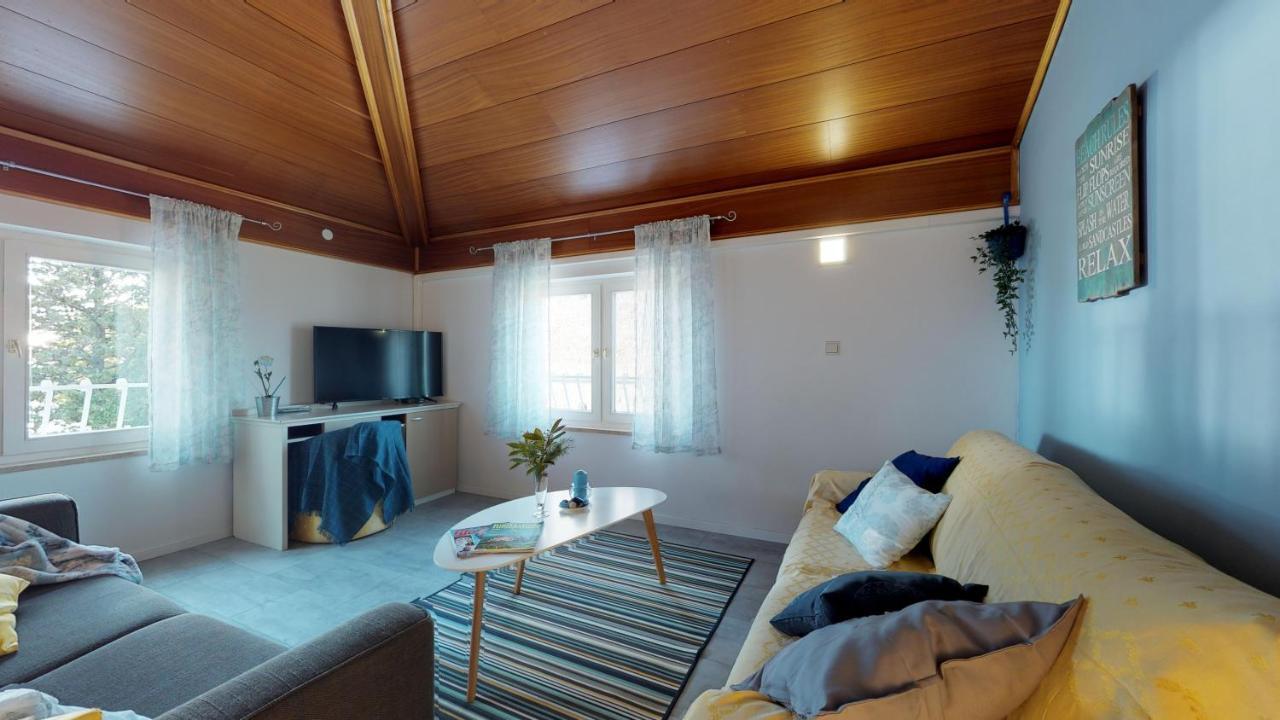 Lora Deluxe Superior 5 Star Apartment, Your Piece Of Heaven By The Sea & Park With Sea & Park View Новиград Экстерьер фото