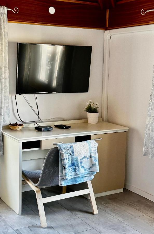 Lora Deluxe Superior 5 Star Apartment, Your Piece Of Heaven By The Sea & Park With Sea & Park View Новиград Экстерьер фото